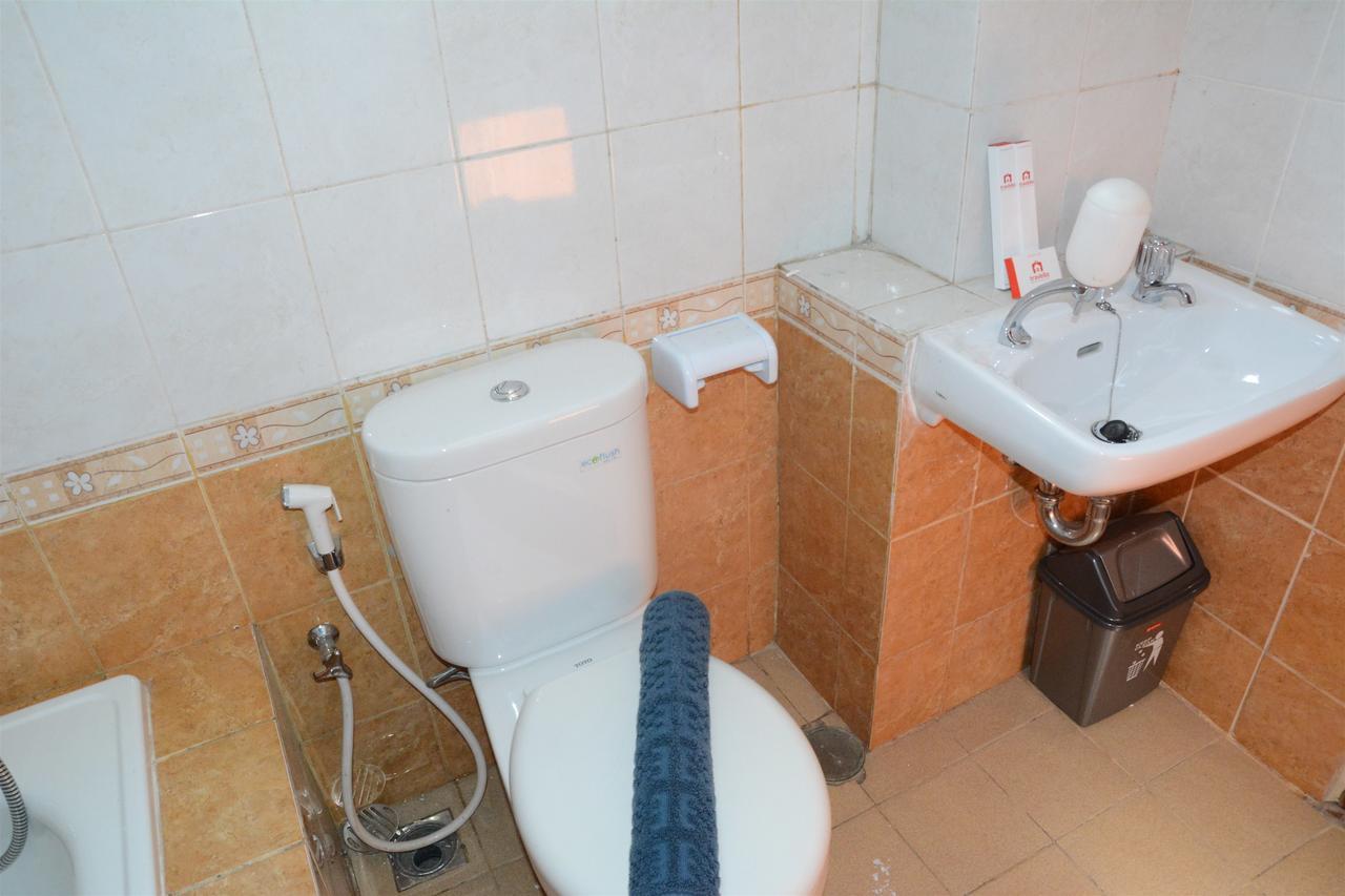 3Br Grand Palace With Private Bathtub By Travelio Giacarta Esterno foto