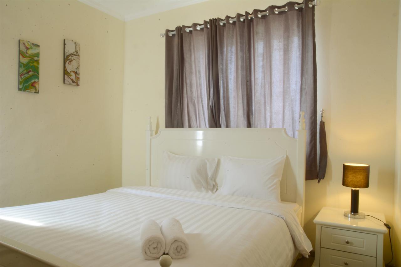 3Br Grand Palace With Private Bathtub By Travelio Giacarta Esterno foto